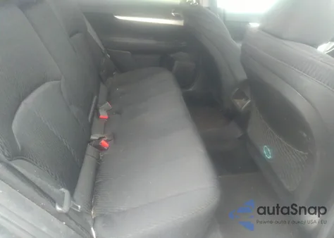 2011 Subaru Outback 2.5I Premium z USA, uszkodzony, nr VIN 4S4BRBCCXB3379151